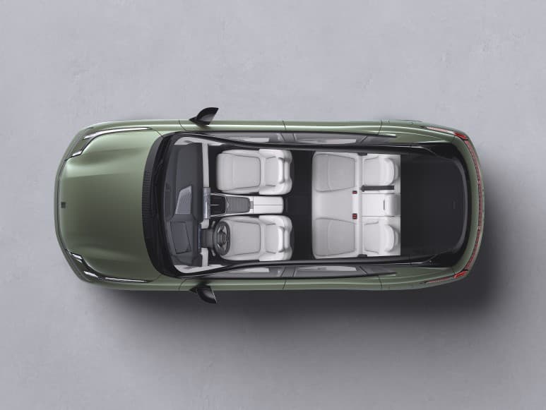 Lynk & Co 08 зелёного цвета, вид сверху